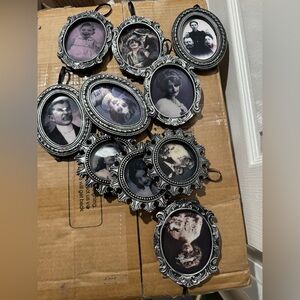 Halloween decor / ghost decor / vampire / gothic/ moving pictures / frames
